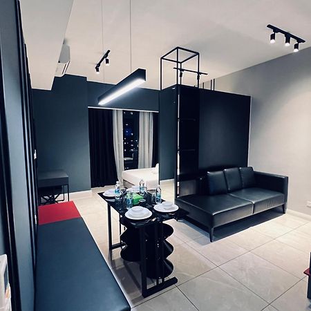 Axon Suites Pavilion By Victory House Kuala Lumpur Esterno foto