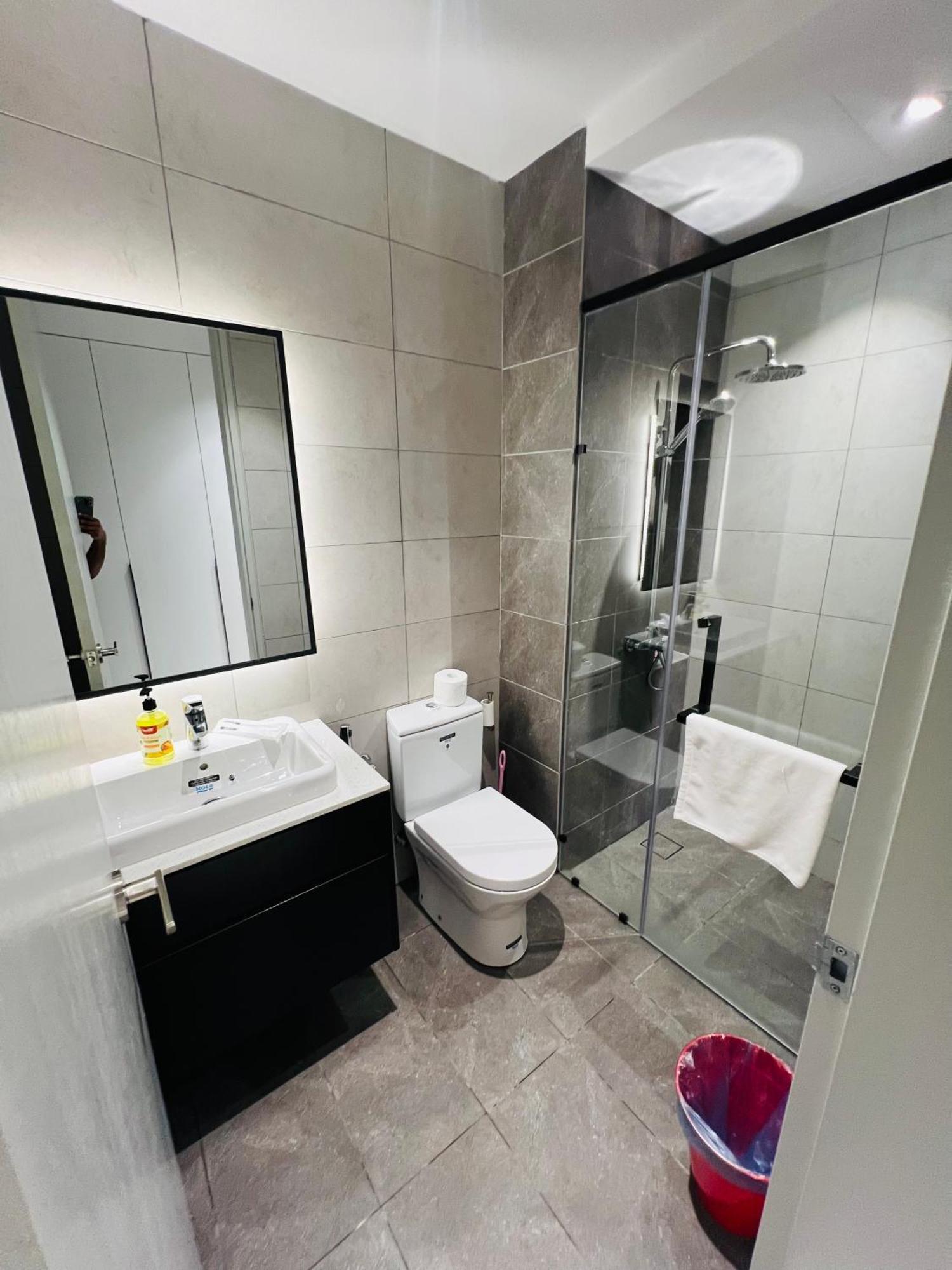 Axon Suites Pavilion By Victory House Kuala Lumpur Esterno foto